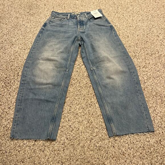 Madewell Barrel Leg Jeans - Picture 1 of 7